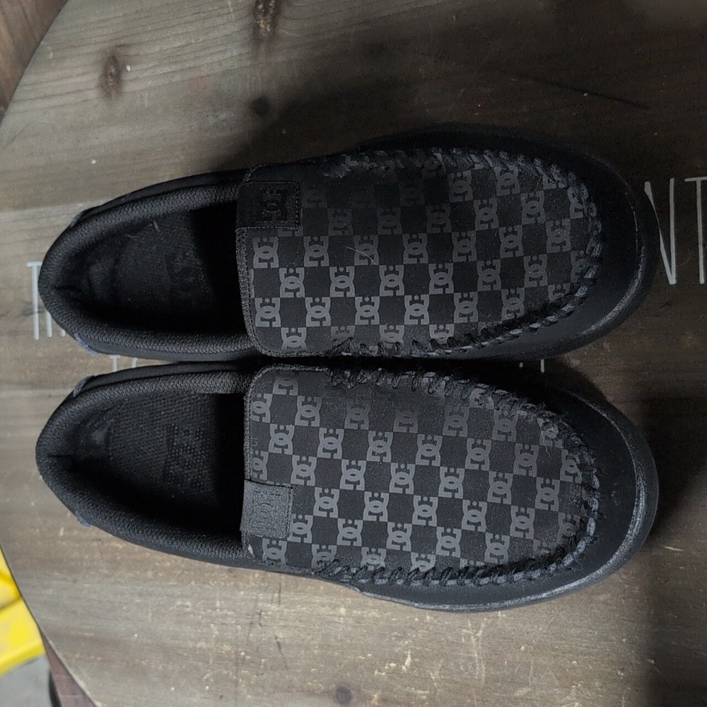 DC VILLIAN SLIP ONS ⭐ FINAL PRICE ⭐
